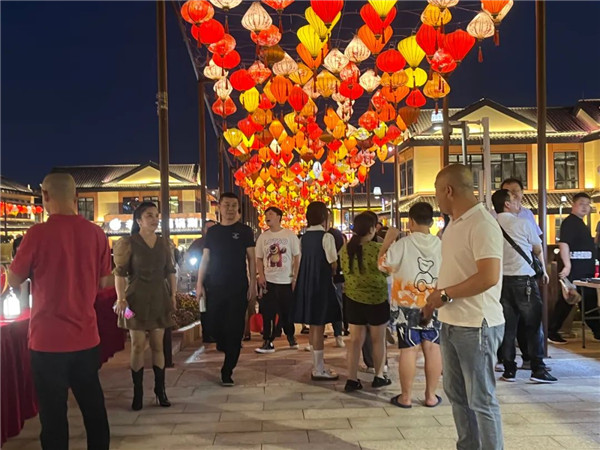 興商貿(mào) 促消費 惠民生！景德鎮(zhèn)這里的夜市很火爆！